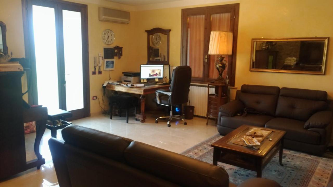 Bed and Breakfast Ca' Le Rose Bagnolo San Vito Exterior foto